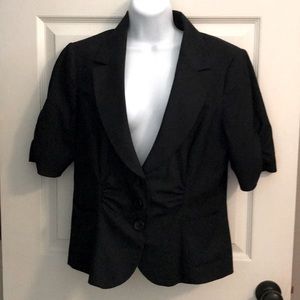 Figure flattering black blazer